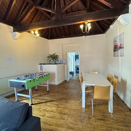 דירה Spacious 2-bed